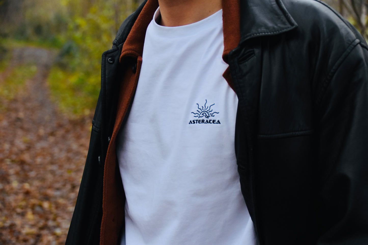 Sunset Surf - Unisex T-shirt mit Stickerei